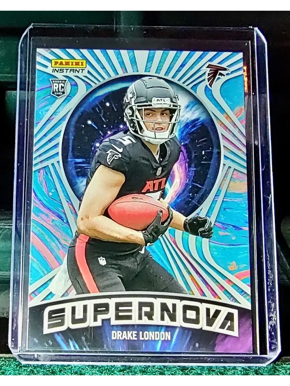 Drake London 2022 Panini NFL Instant Supernova #2 Rookie Football Card 1/1523